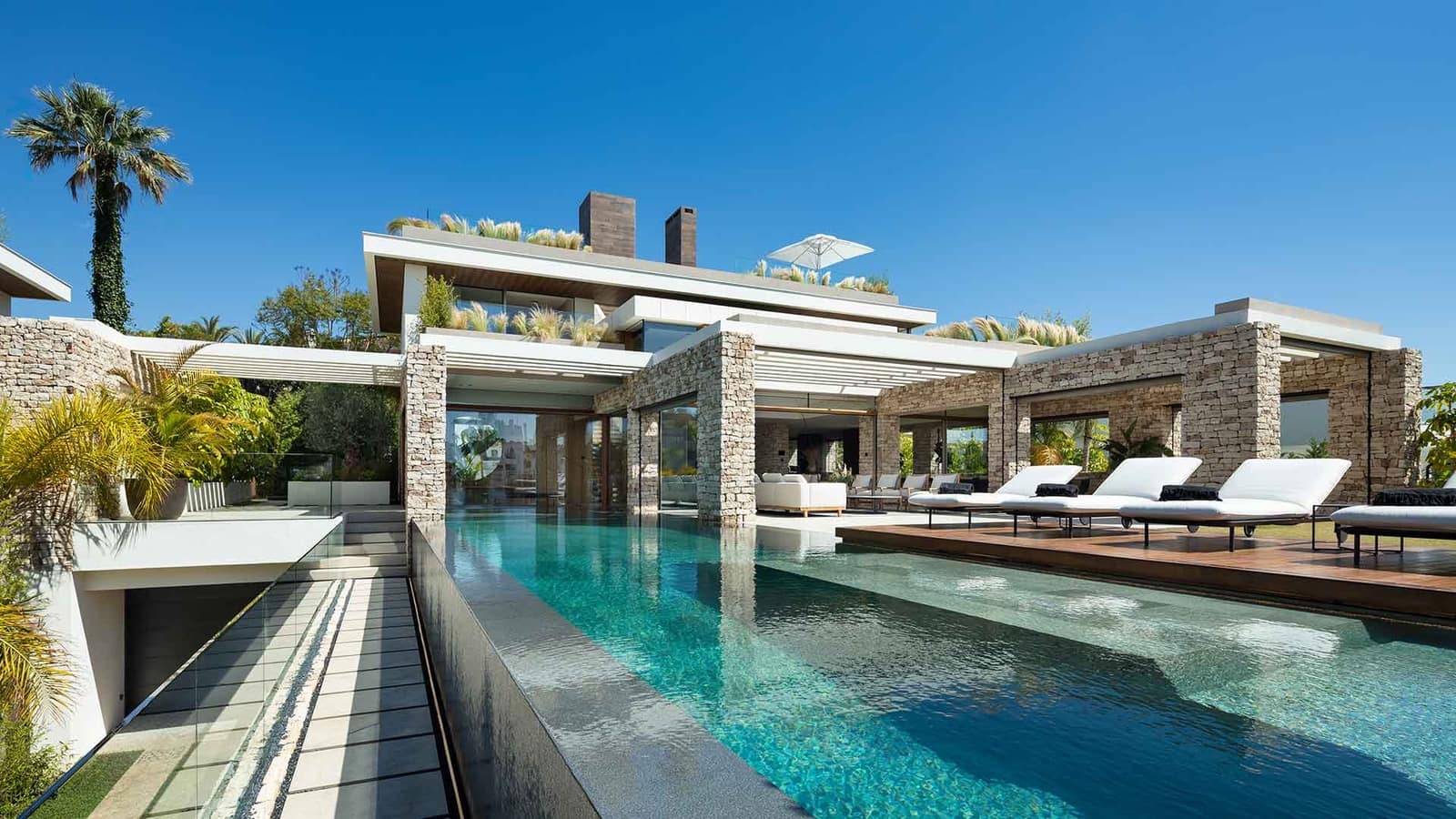 5 soveværelse Villa til salg i Nueva Andalucia med swimmingpool - € 6.950.000 (Ref: 8365836)