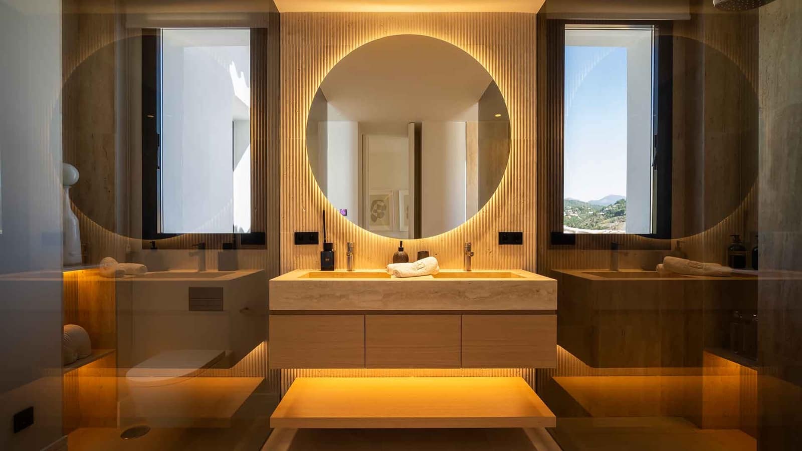 8 soverom Villa til salgs i Benahavis med svømmebasseng - € 10 900 000 (Ref: 8389260)