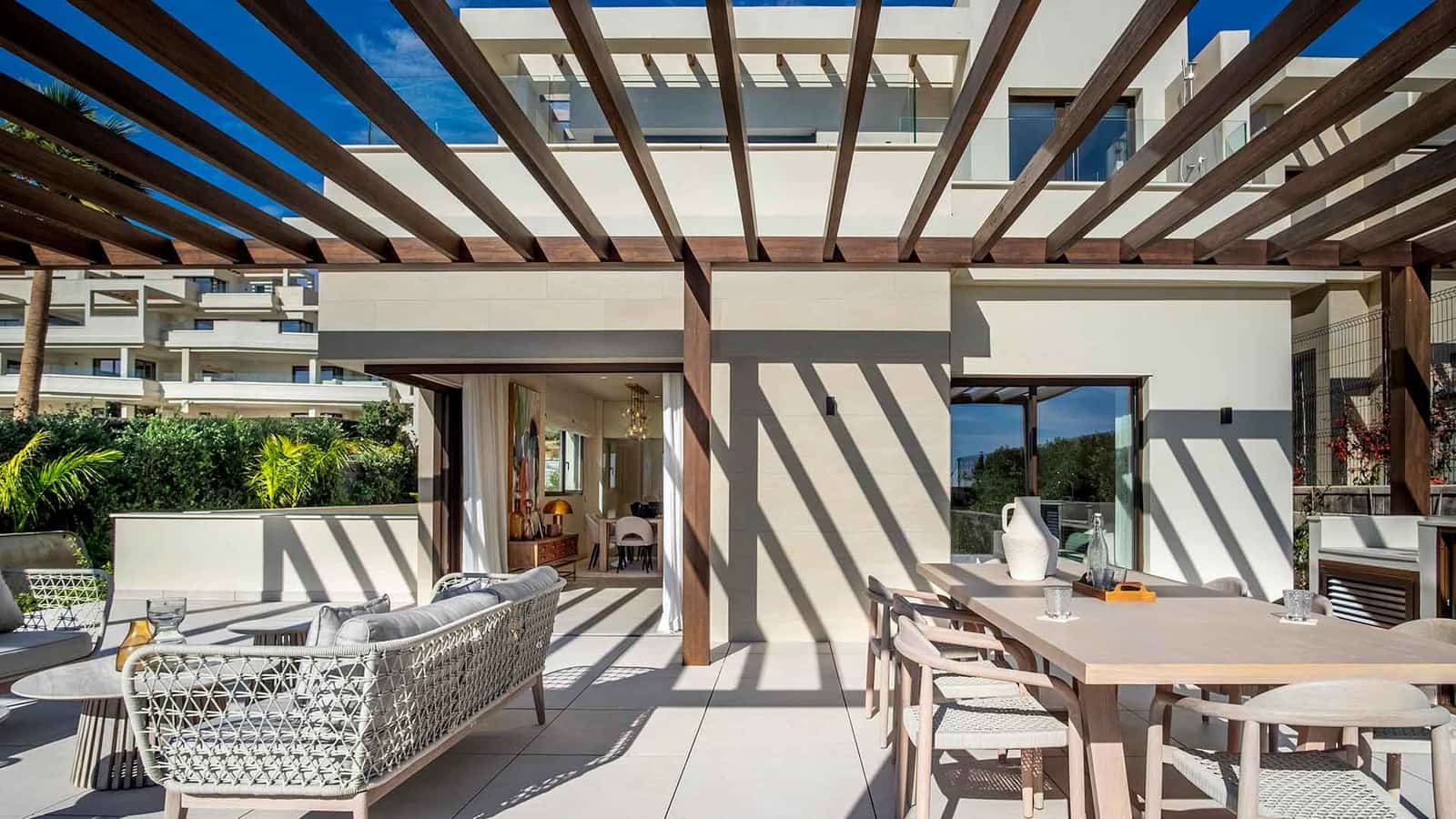 4 soveværelse Villa til salg i Estepona med swimmingpool - € 4.500.000 (Ref: 8417858)