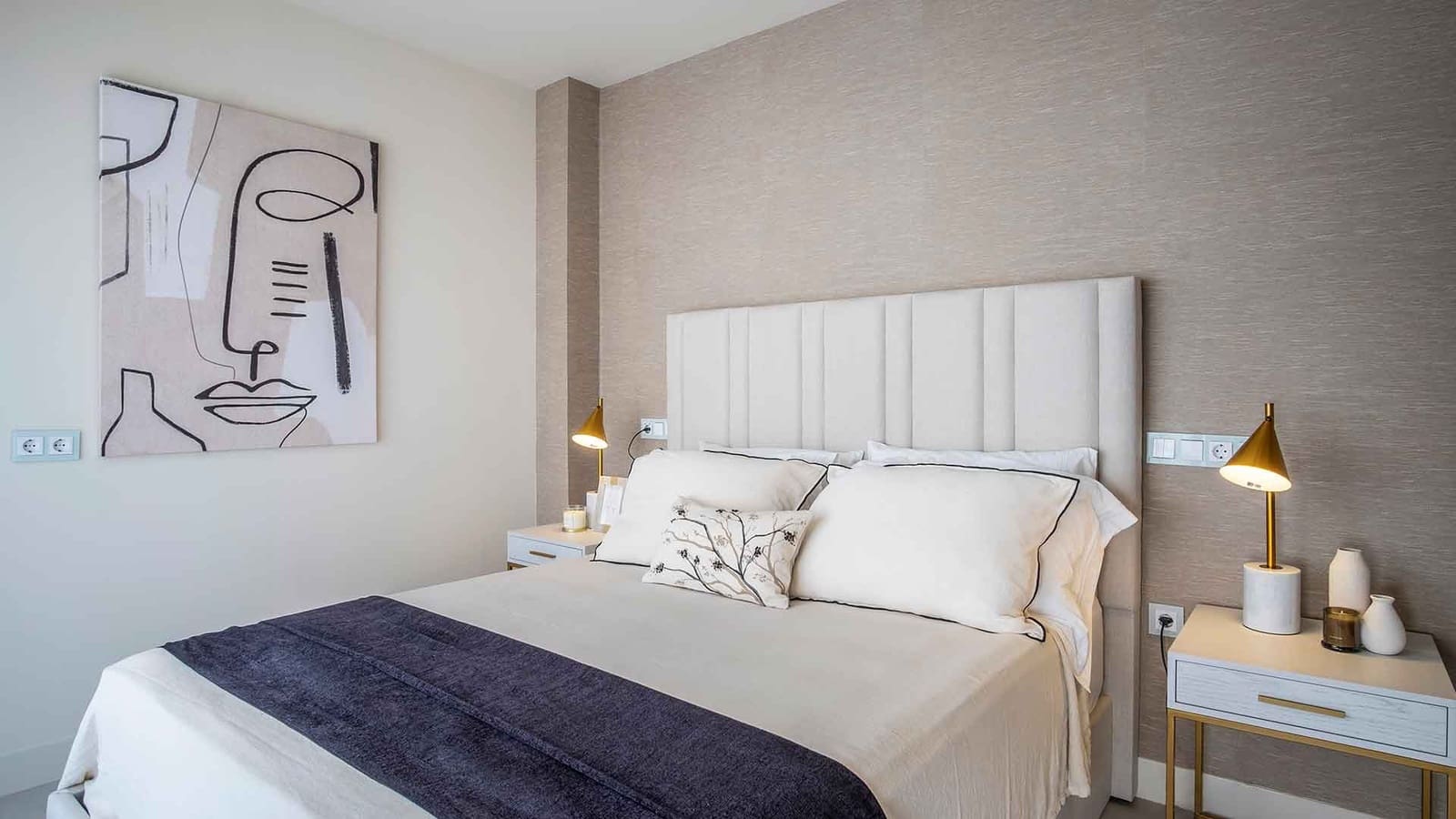 4 soveværelse Villa til salg i Estepona med swimmingpool - € 4.500.000 (Ref: 8417858)