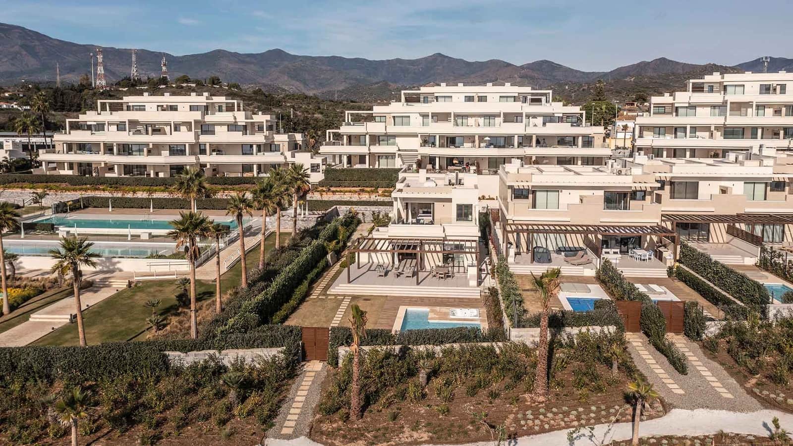 4 soveværelse Villa til salg i Estepona med swimmingpool - € 4.500.000 (Ref: 8417858)