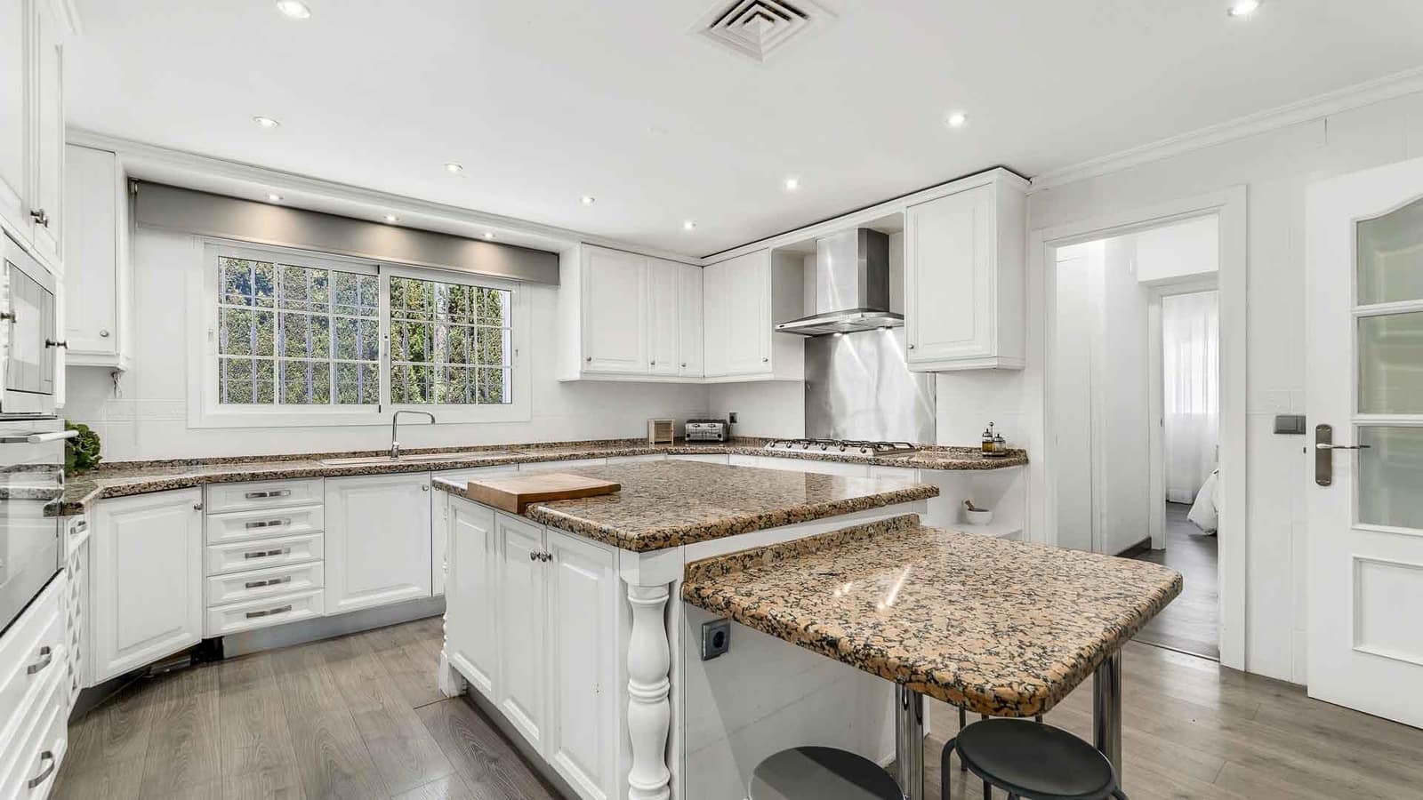 5 soveværelse Villa til salg i Atalaya de Rio Verde med swimmingpool - € 2.700.000 (Ref: 8463869)