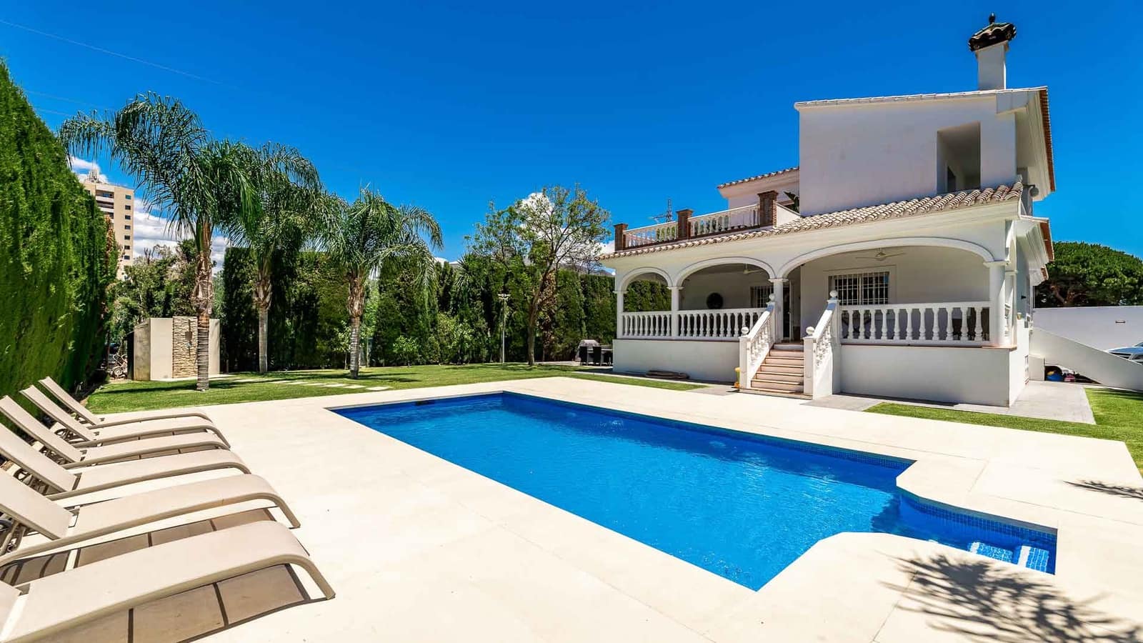 5 soveværelse Villa til salg i Atalaya de Rio Verde med swimmingpool - € 2.700.000 (Ref: 8463869)