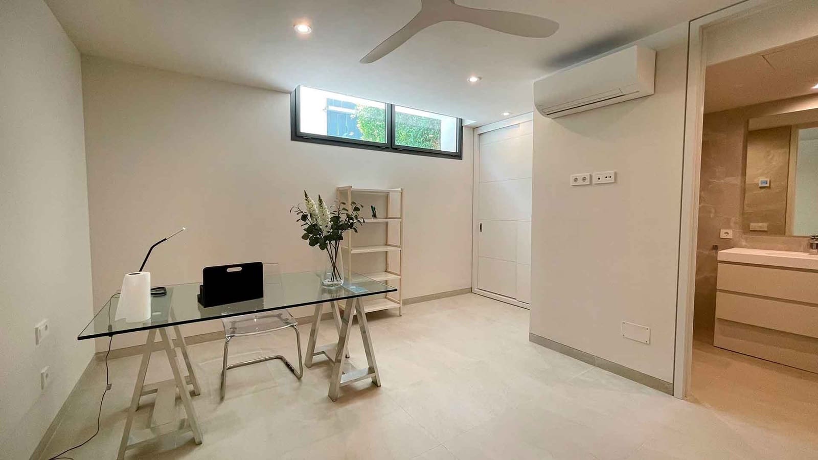 5 bedroom Villa for sale in Golden Mile with pool - € 4,650,000 (Ref: 8482086)