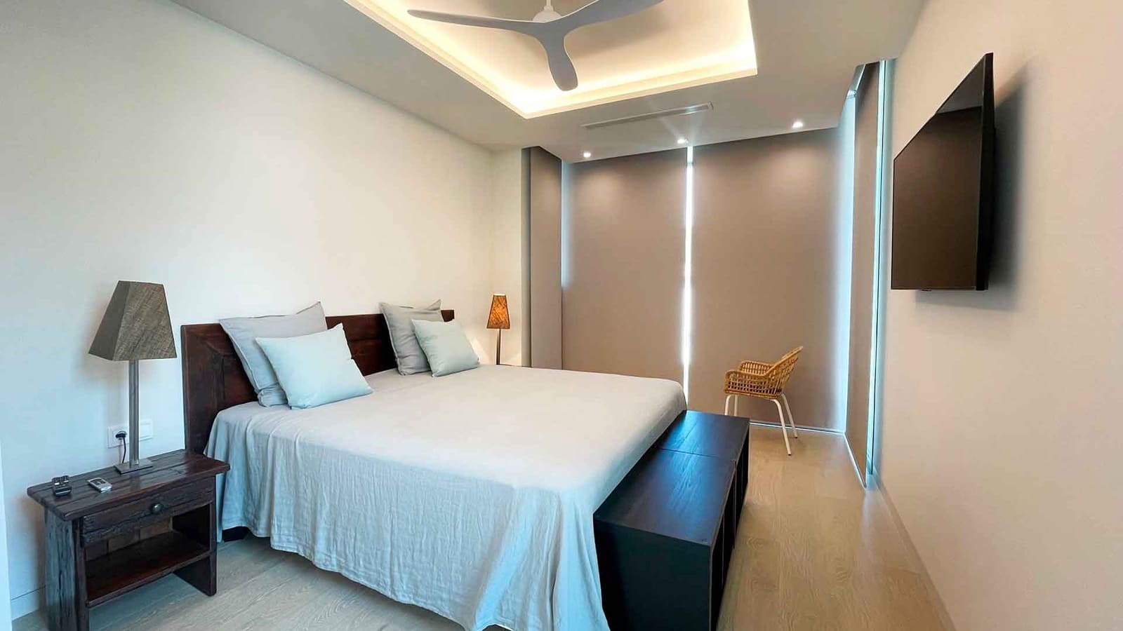 5 bedroom Villa for sale in Golden Mile with pool - € 4,650,000 (Ref: 8482086)