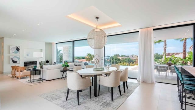 5 chambre Villa/Maison à vendre à Carib Playa, Marbella avec piscine - 3 590 000 € (Ref: 8487818)