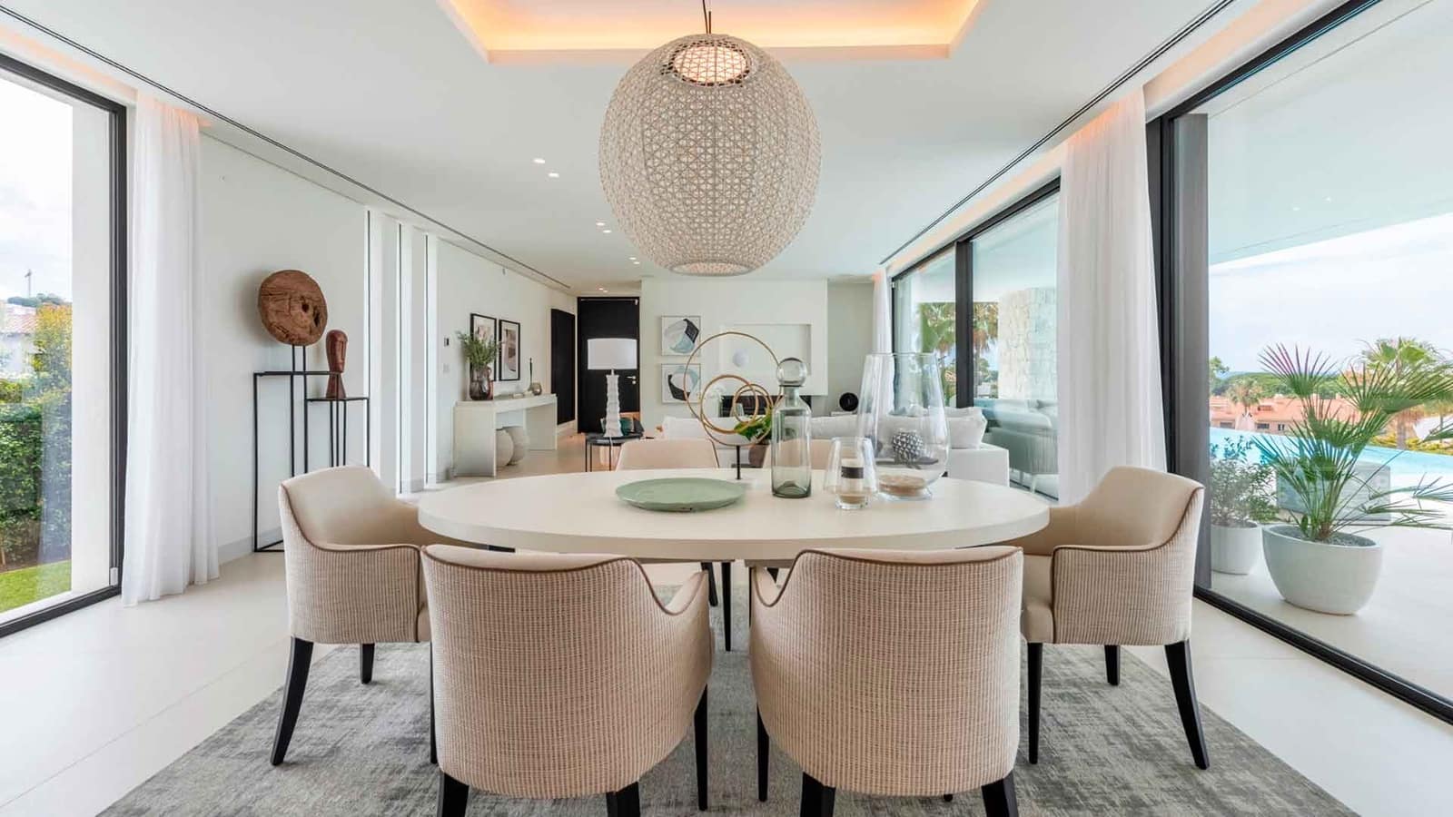 5 soveværelse Villa til salg i Carib Playa med swimmingpool - € 3.590.000 (Ref: 8487818)