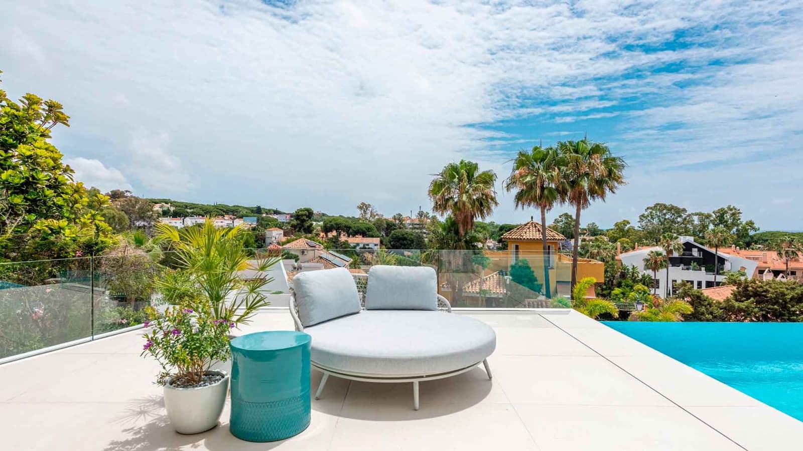 5 soveværelse Villa til salg i Carib Playa med swimmingpool - € 3.590.000 (Ref: 8487818)