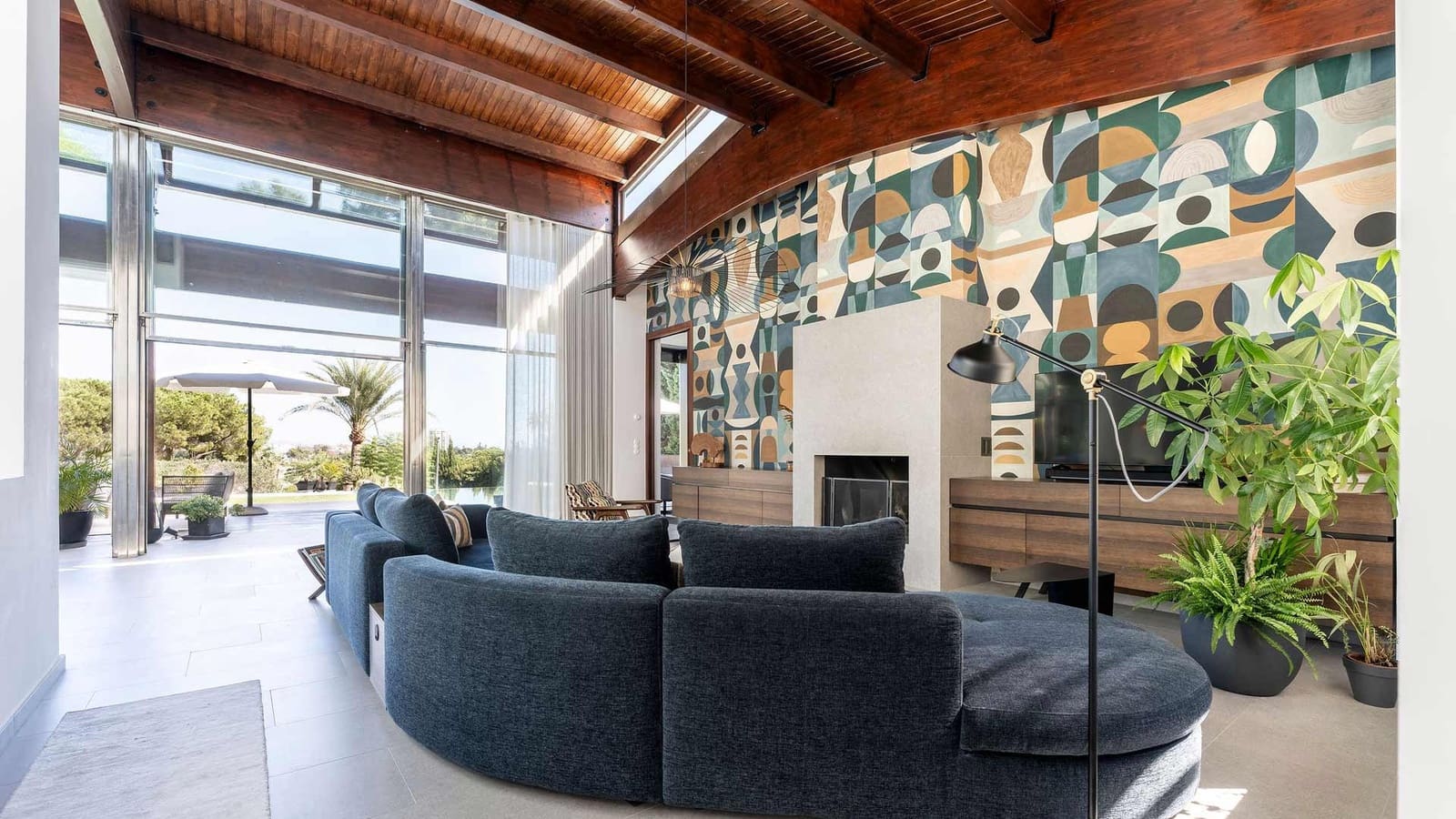 5 chambre Villa/Maison à vendre à Nueva Andalucia avec piscine - 4 395 000 € (Ref: 8534003)