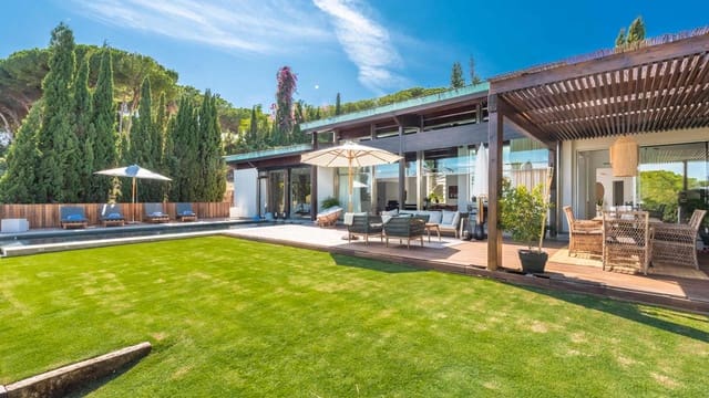 5 chambre Villa/Maison à vendre à Las Brisas, Marbella avec piscine - 4 395 000 € (Ref: 8534003)