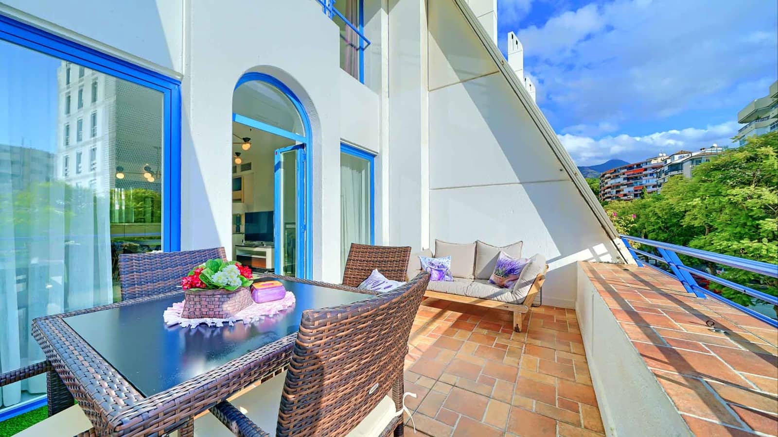 2 sovrum Lägenhet till salu i Marbella med pool - 850 000 € (Ref: 8576692)