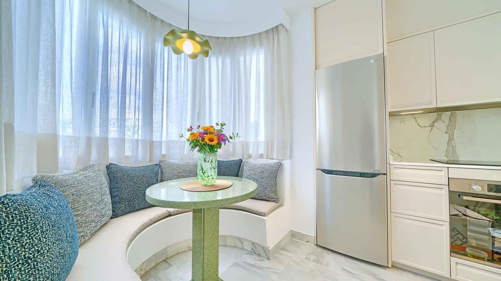 2 sovrum Lägenhet till salu i Marbella med pool - 850 000 € (Ref: 8576692)