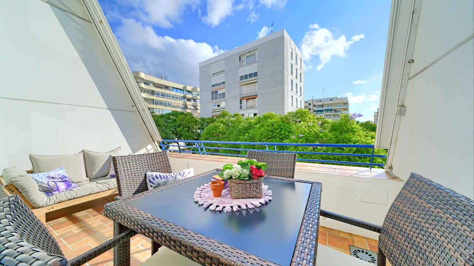 2 sovrum Lägenhet till salu i Marbella med pool - 850 000 € (Ref: 8576692)