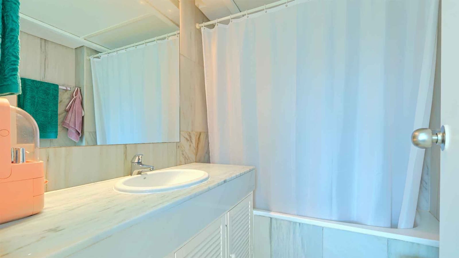 2 sovrum Lägenhet till salu i Marbella med pool - 850 000 € (Ref: 8576692)