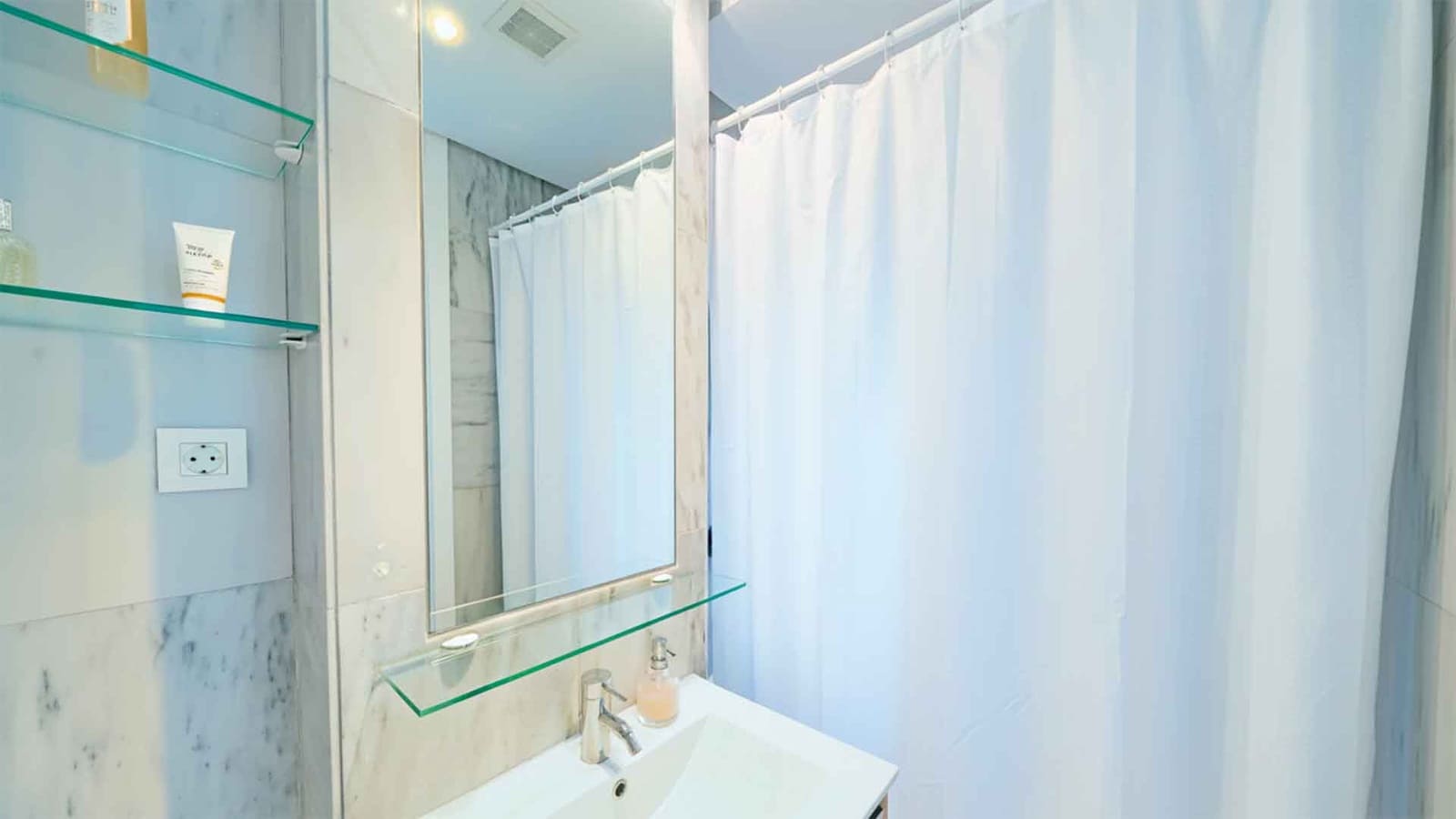 2 sovrum Lägenhet till salu i Marbella med pool - 850 000 € (Ref: 8576692)