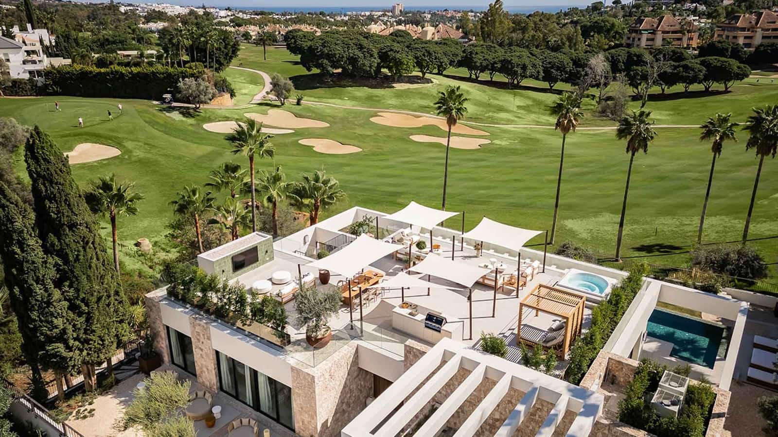 4 sypialnia Willa na sprzedaż w Nueva Andalucia z basenem - 5 975 000 € (Ref: 8580311)