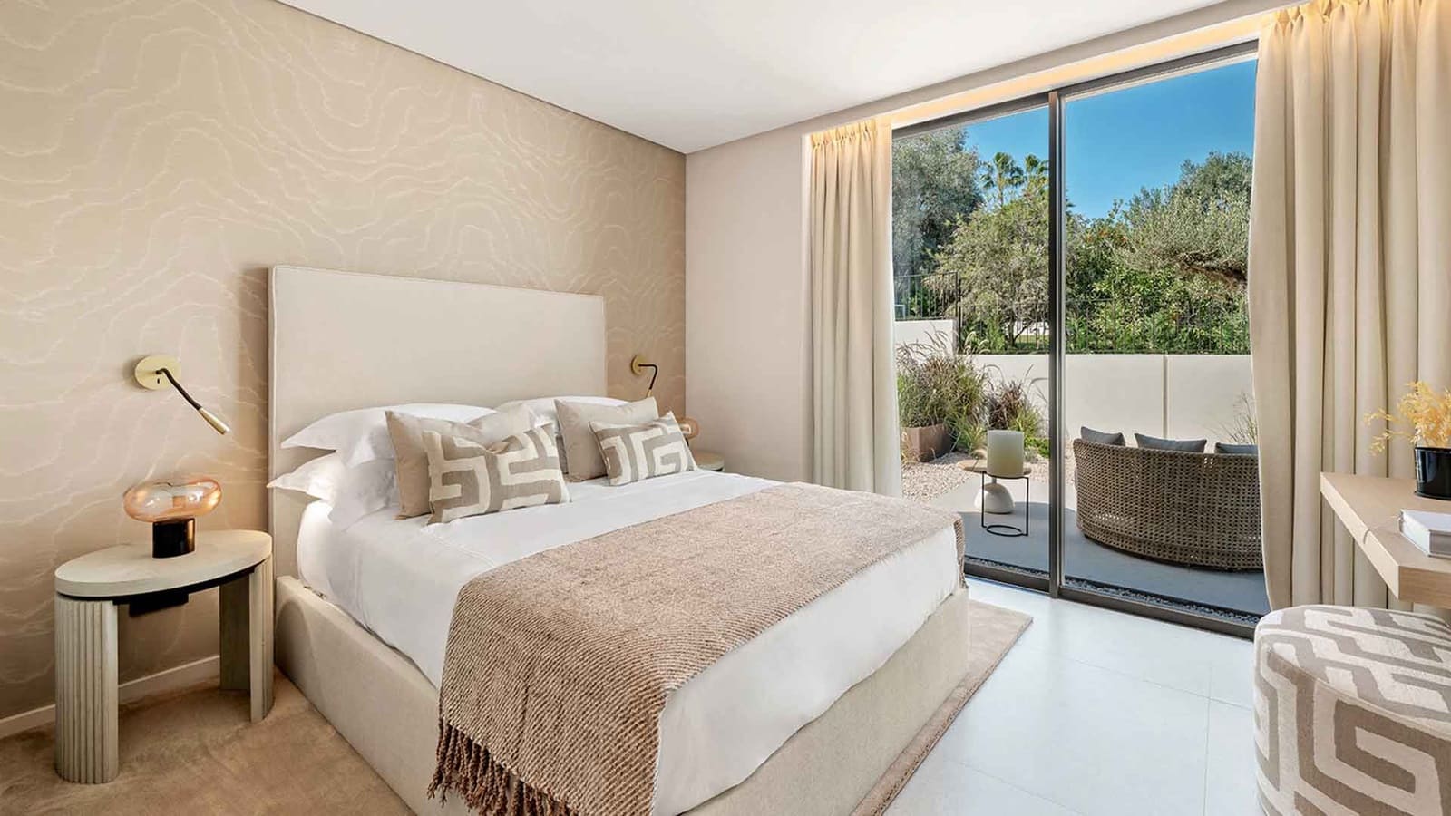 4 sypialnia Willa na sprzedaż w Nueva Andalucia z basenem - 5 975 000 € (Ref: 8580311)