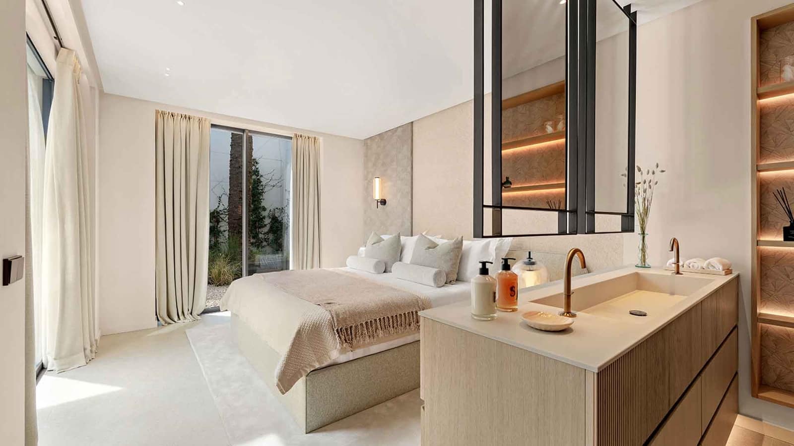 4 sypialnia Willa na sprzedaż w Nueva Andalucia z basenem - 5 975 000 € (Ref: 8580311)