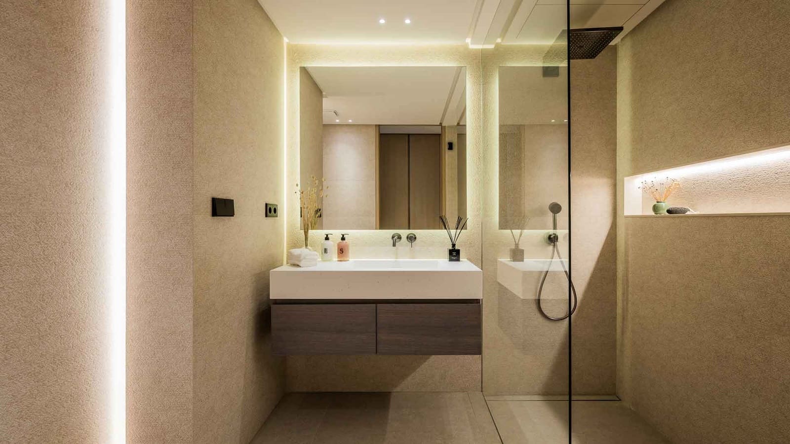 4 sypialnia Willa na sprzedaż w Nueva Andalucia z basenem - 5 975 000 € (Ref: 8580311)