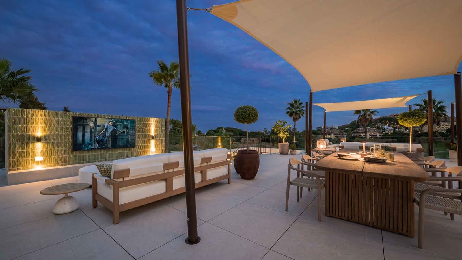 4 sypialnia Willa na sprzedaż w Nueva Andalucia z basenem - 5 975 000 € (Ref: 8580311)