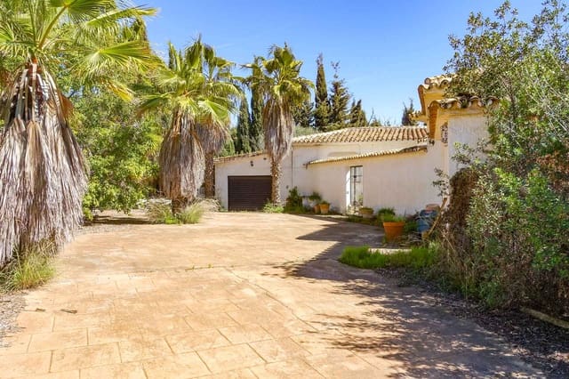 Villa zu verkaufen in Playa Bajadilla - Puertos, Marbella mit Pool - 1.975.000 € (Ref: 8582555)