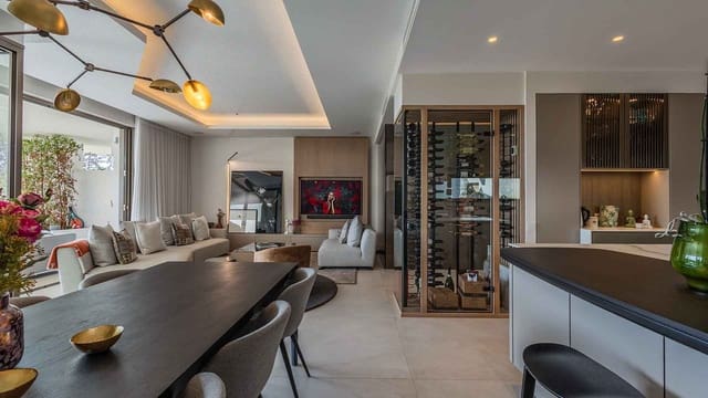 4 soverom Kjedet enebolig til salgs i Nueva Andalucía Centro, Marbella med svømmebasseng - € 4 750 000 (Ref: 8582557)