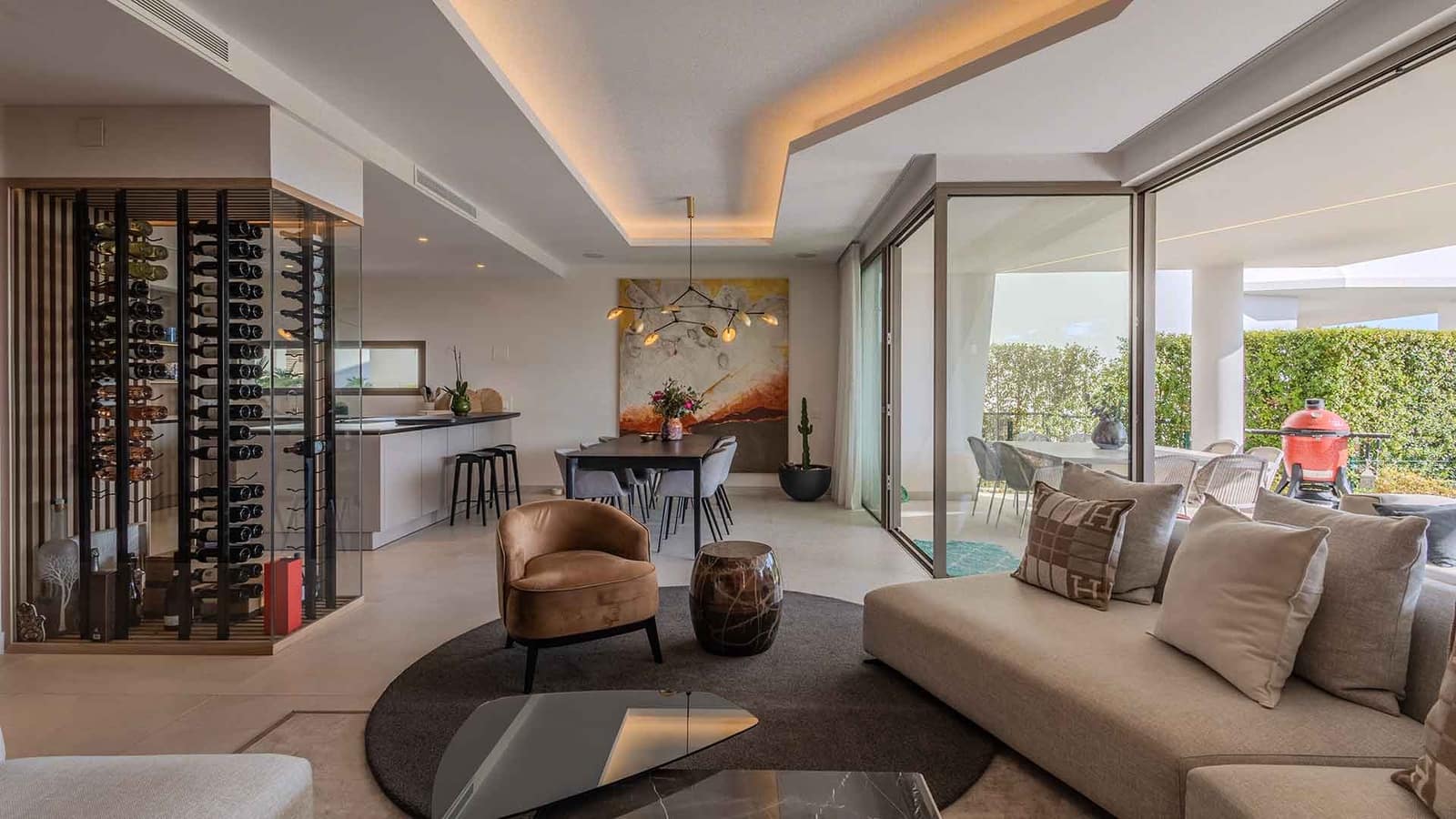 4 soverom Kjedet enebolig til salgs i Nueva Andalucia med svømmebasseng - € 4 750 000 (Ref: 8582557)