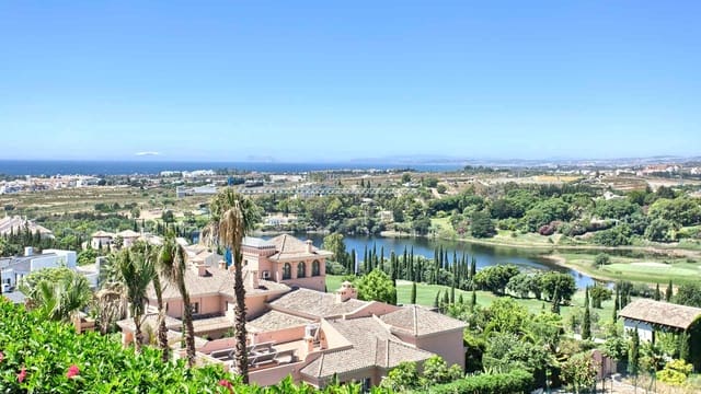4 bedroom Villa for sale in Los Flamingos, Benahavís with pool - € 2,630,000 (Ref: 8608277)