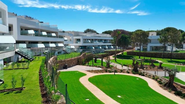 5 makuuhuone Huvila myytävänä paikassa Elviria, Marbella mukana uima-altaan - 2 750 000 € (Ref: 8625091)