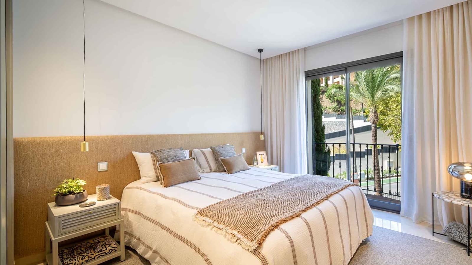 3 soverom Penthouse til salgs i Benahavis med svømmebasseng - € 1 375 000 (Ref: 8682241)