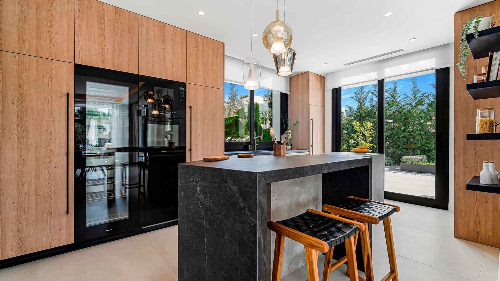 6 soverom Villa til salgs i Golden Mile med svømmebasseng - € 5 900 000 (Ref: 8682242)