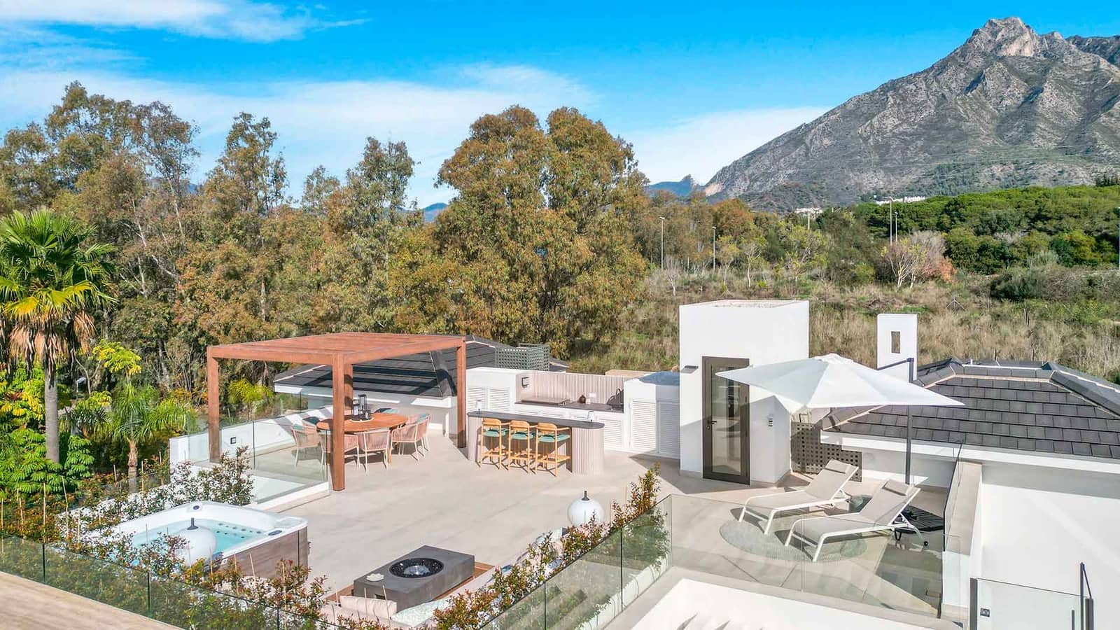 6 soverom Villa til salgs i Golden Mile med svømmebasseng - € 5 900 000 (Ref: 8682242)