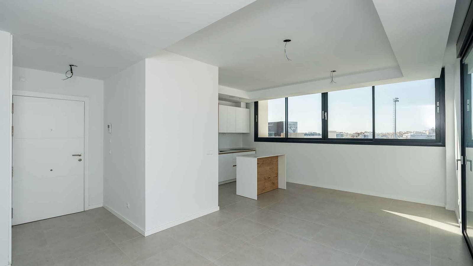 Apartamento de 2 habitaciones en Estepona en venta con piscina - 575.000 € (Ref: 8692914)