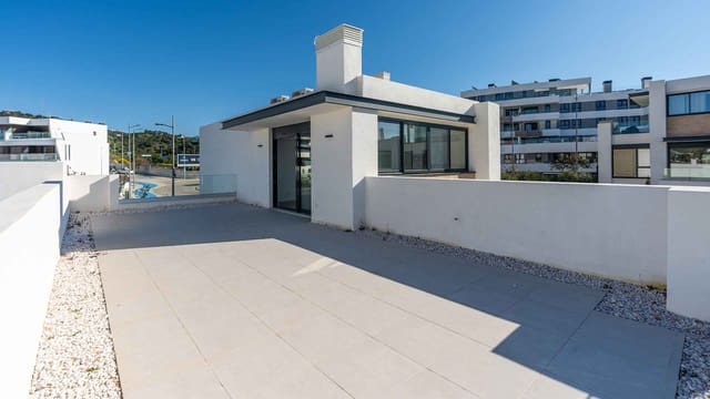 Apartamento de 2 habitaciones en Centro, Estepona en venta con piscina - 575.000 € (Ref: 8692914)