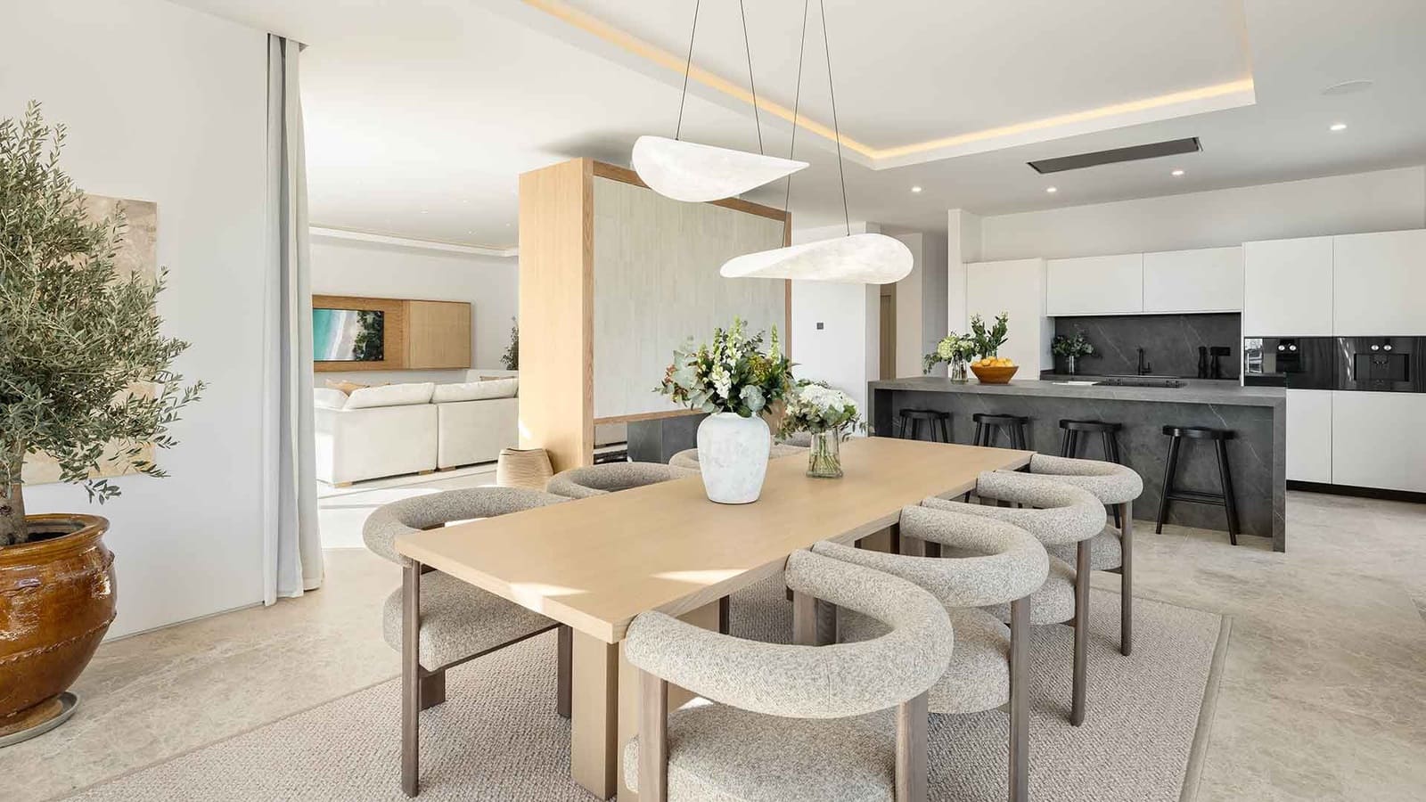 6 chambre Villa/Maison à vendre à Nueva Andalucia avec piscine - 10 950 000 € (Ref: 8697984)