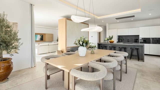 6 soverom Villa til salgs i Las Brisas, Marbella med svømmebasseng - € 10 950 000 (Ref: 8697984)