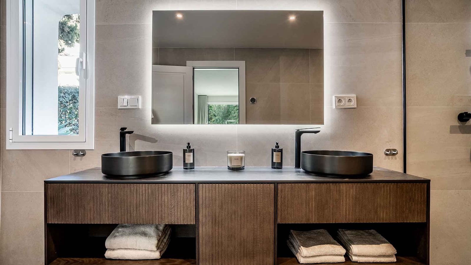 4 soveværelse Lejlighed til salg i Golden Mile med swimmingpool - € 1.995.000 (Ref: 8699627)