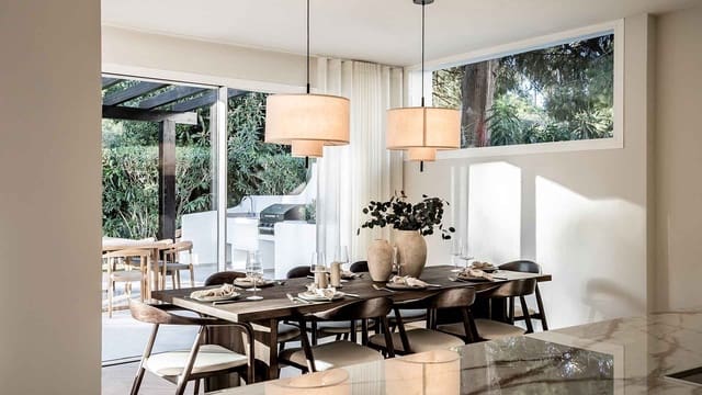 Apartamento de 4 habitaciones en Lomas De Marbella, Marbella en venta con piscina - 1.995.000 € (Ref: 8699627)