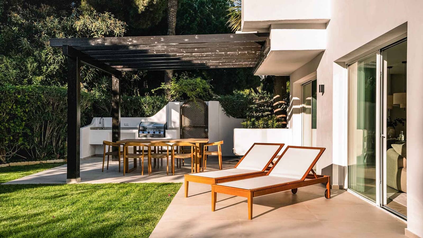 4 soveværelse Lejlighed til salg i Golden Mile med swimmingpool - € 1.995.000 (Ref: 8699627)