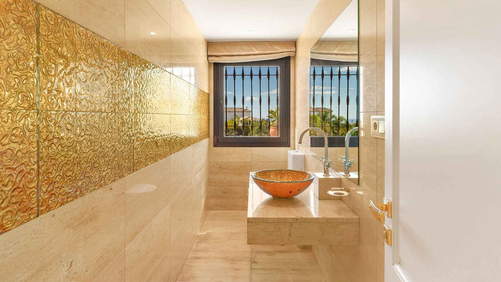 7 chambre Villa/Maison à vendre à Benahavis avec piscine - 3 995 000 € (Ref: 8702807)