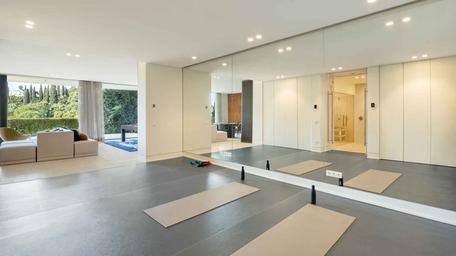 6 soveværelse Villa til salg i La Quinta med swimmingpool - € 13.800.000 (Ref: 8735431)