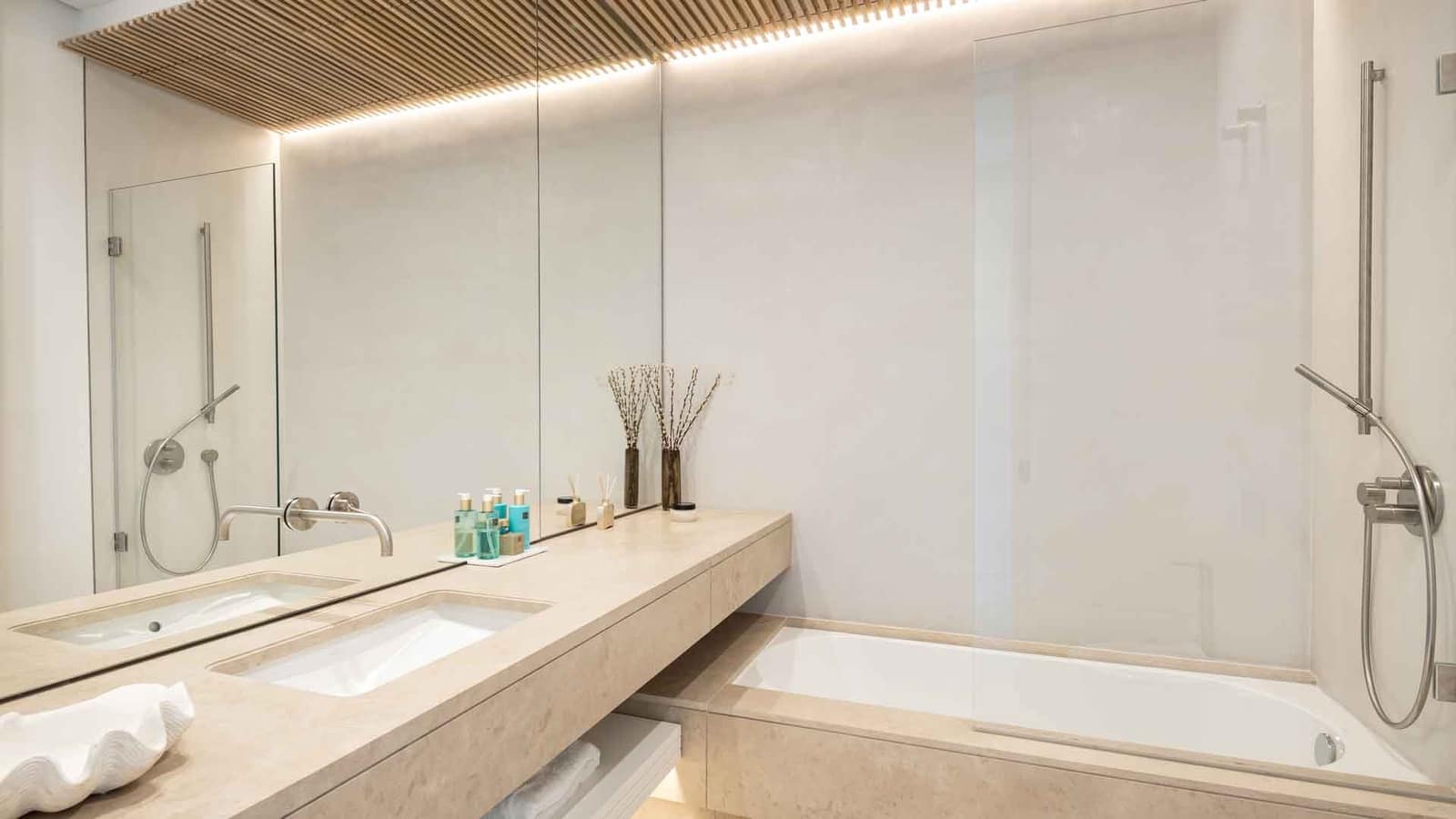 6 soveværelse Villa til salg i La Quinta med swimmingpool - € 13.800.000 (Ref: 8735431)