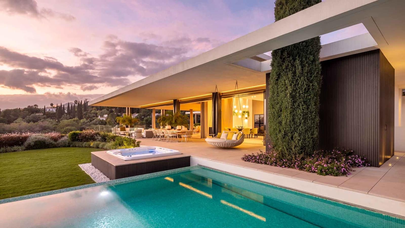 6 soveværelse Villa til salg i La Quinta med swimmingpool - € 13.800.000 (Ref: 8735431)