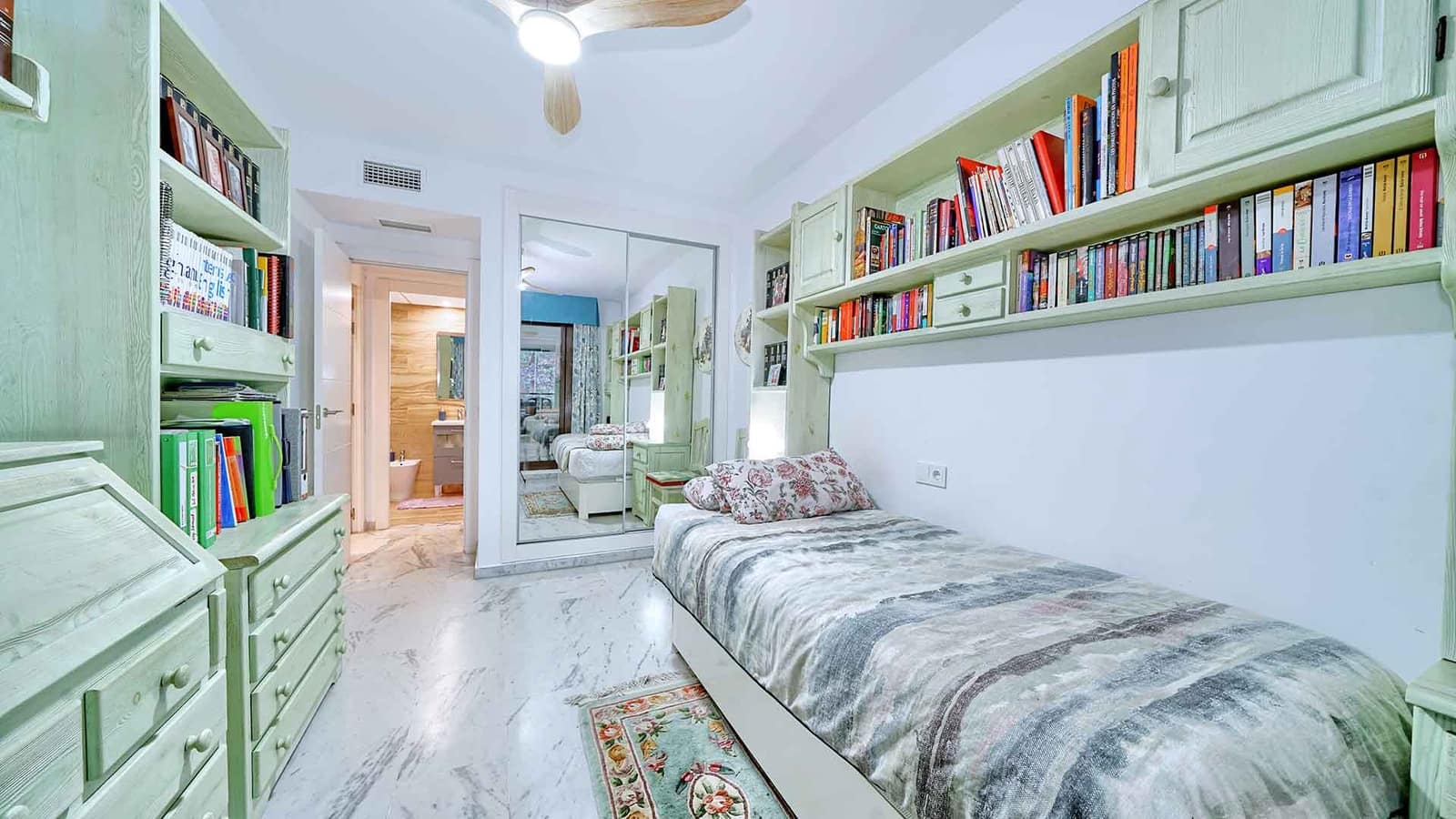 2 sypialnia Apartament na sprzedaż w Golden Mile z basenem - 640 000 € (Ref: 8798709)