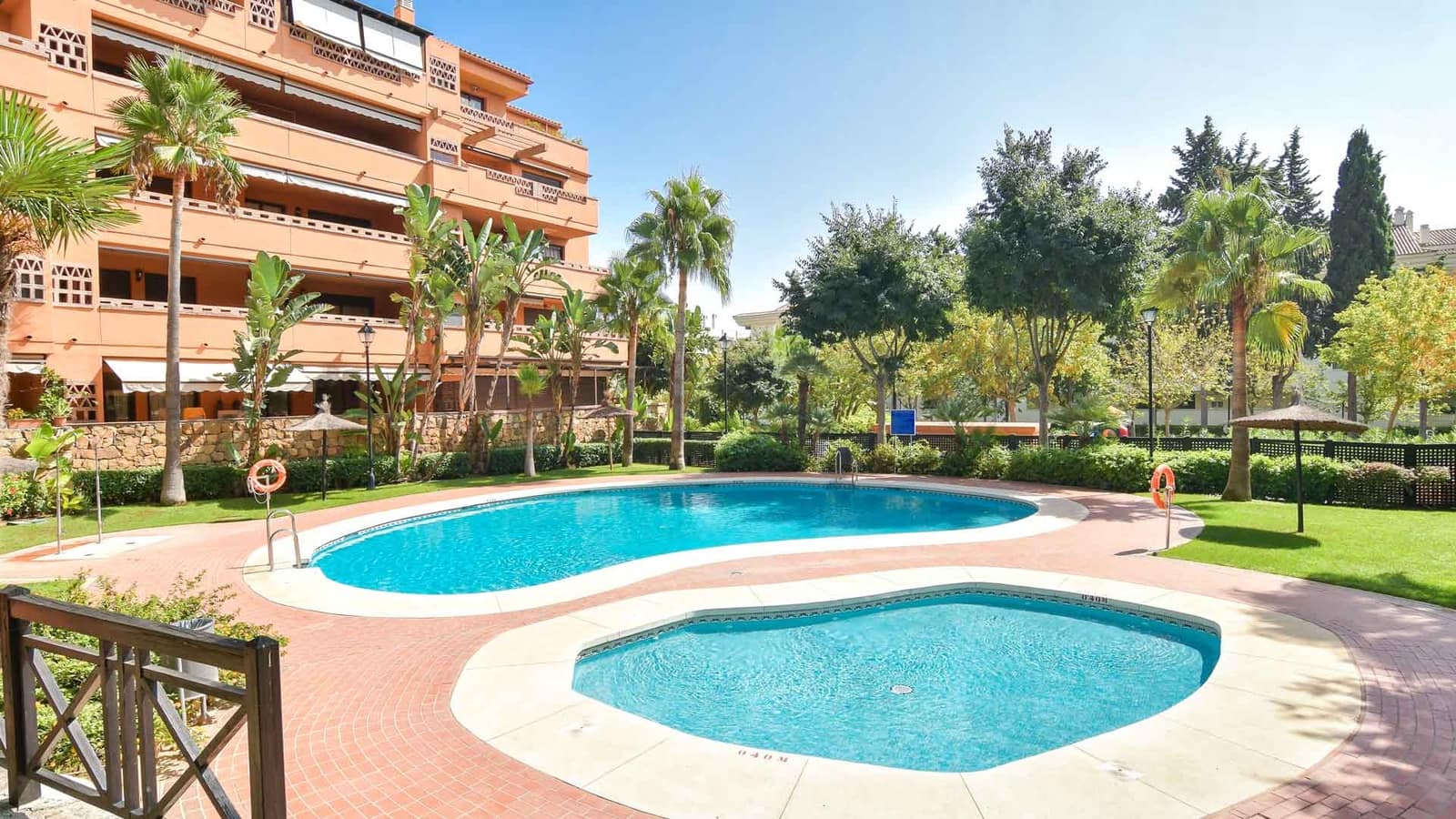 2 sypialnia Apartament na sprzedaż w Golden Mile z basenem - 640 000 € (Ref: 8798709)