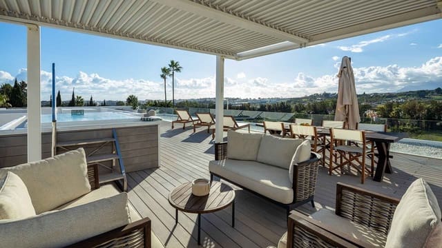 6 sypialnia Willa na sprzedaż w Nueva Andalucía Centro, Marbella z basenem - 3 995 000 € (Ref: 8798710)