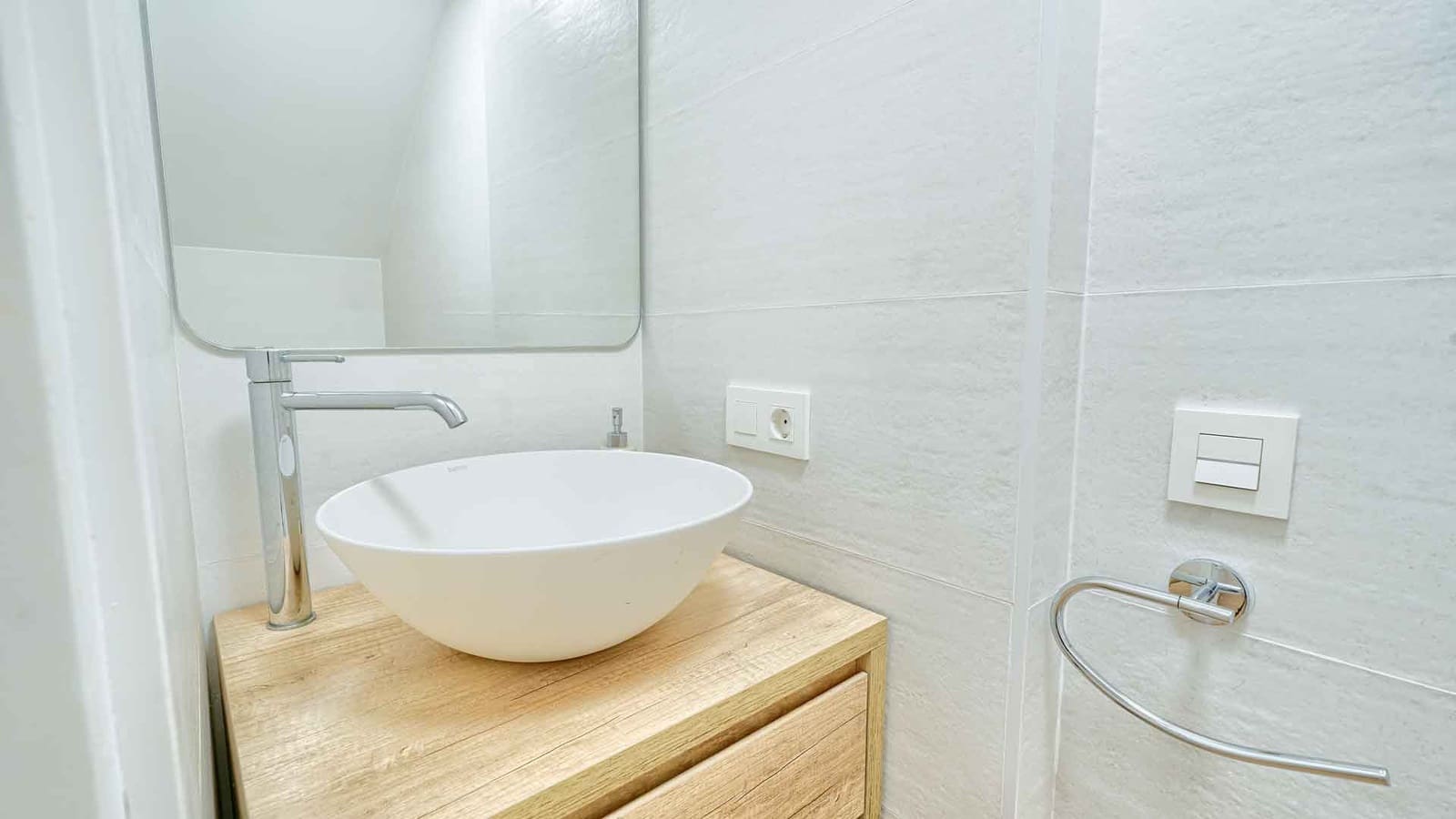 3 makuuhuone Huoneisto myytävänä paikassa Marbella mukana uima-altaan - 975 000 € (Ref: 8798713)