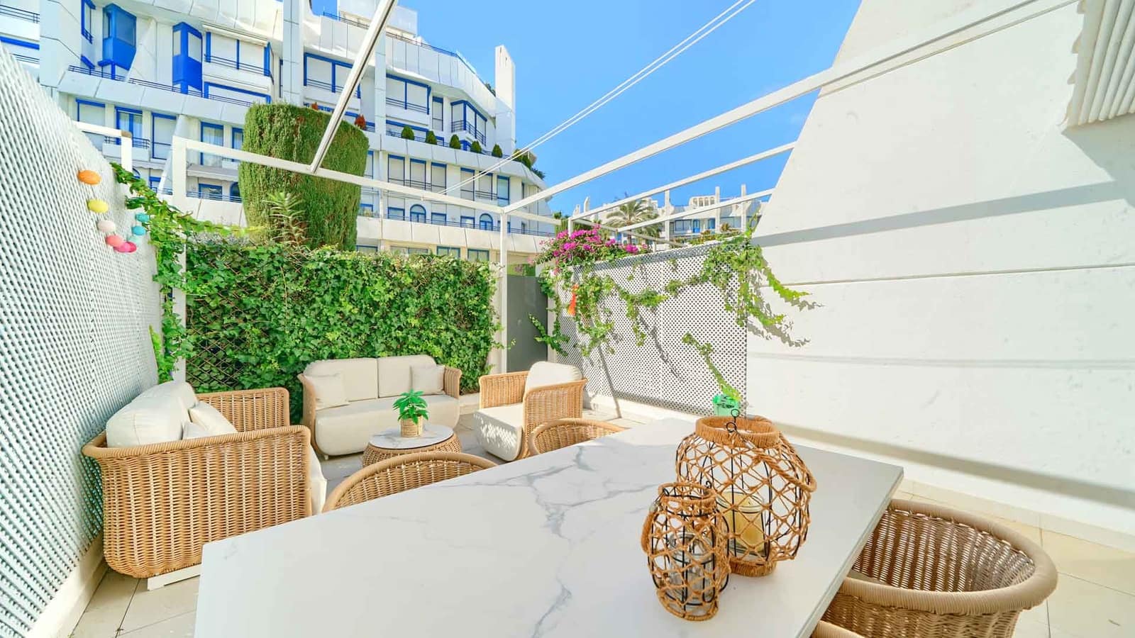 3 makuuhuone Huoneisto myytävänä paikassa Marbella mukana uima-altaan - 975 000 € (Ref: 8798713)