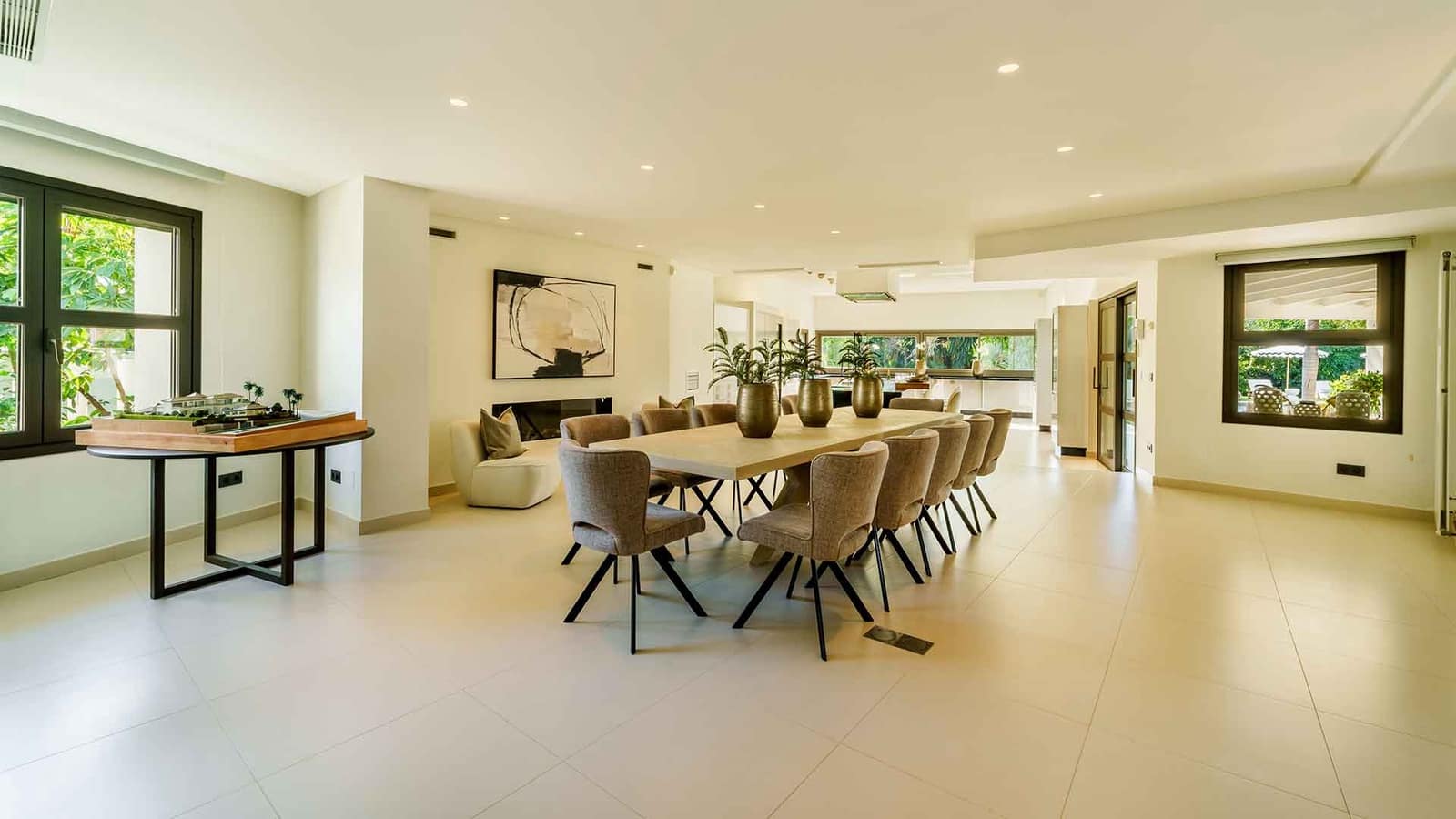 5 sypialnia Willa na sprzedaż w Nueva Andalucia z basenem - 6 995 000 € (Ref: 8834885)