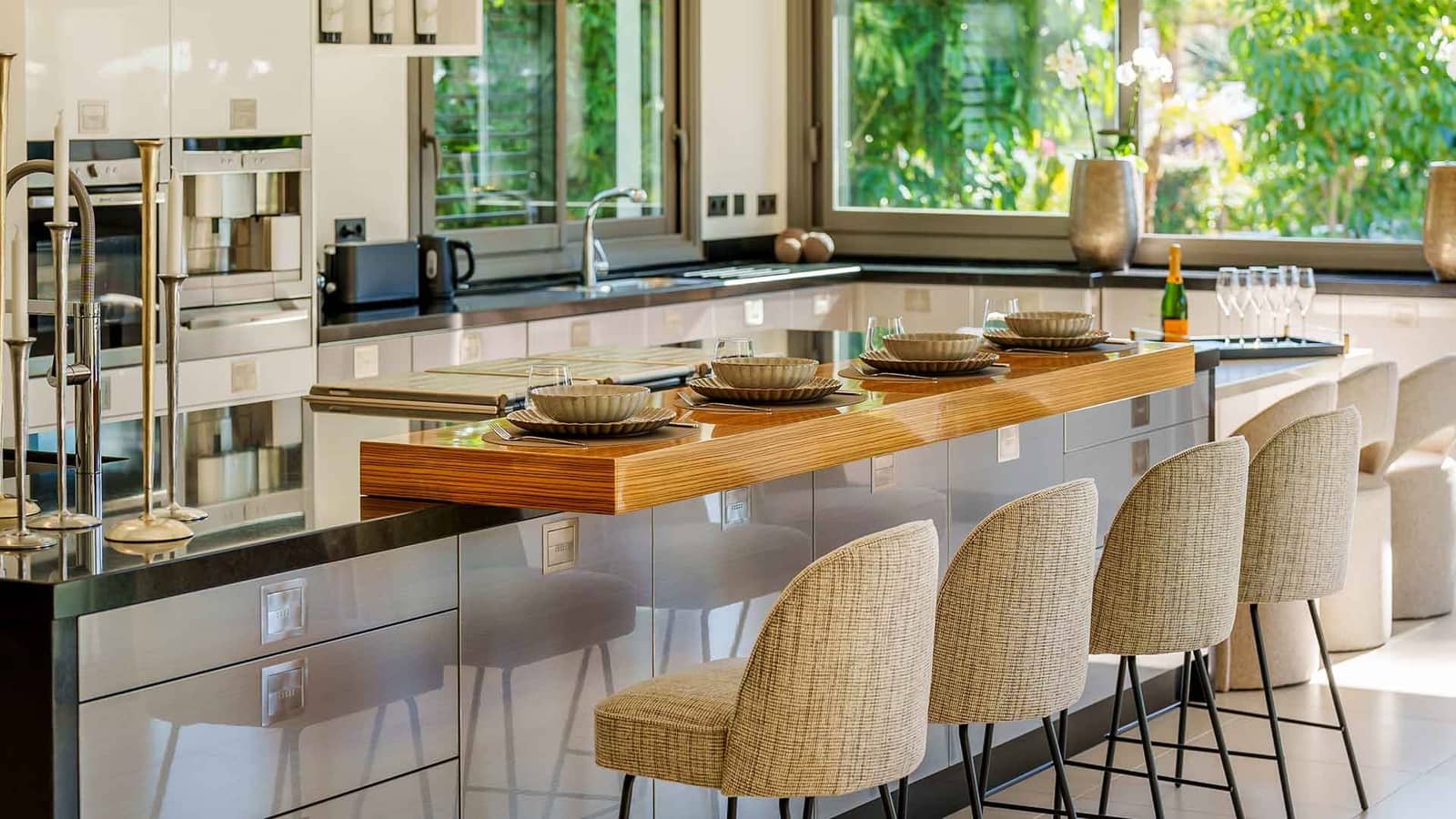 5 sypialnia Willa na sprzedaż w Nueva Andalucia z basenem - 6 995 000 € (Ref: 8834885)